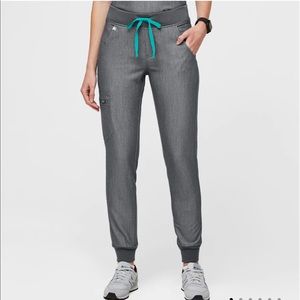 Figs Zamora jogger scrub pant - worn twice